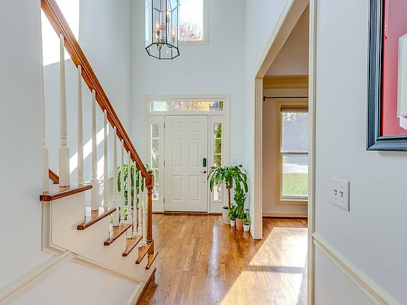 4th image of 1605 Ardenwood Ct