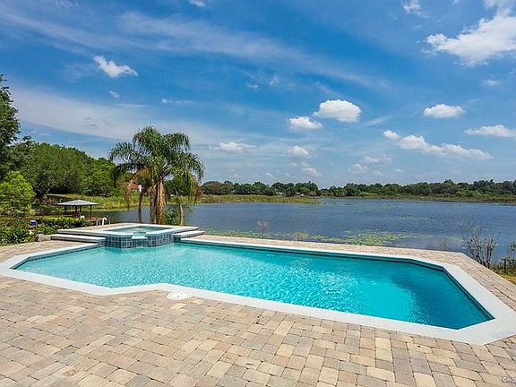 3rd image of 9033 Lake Hope Dr