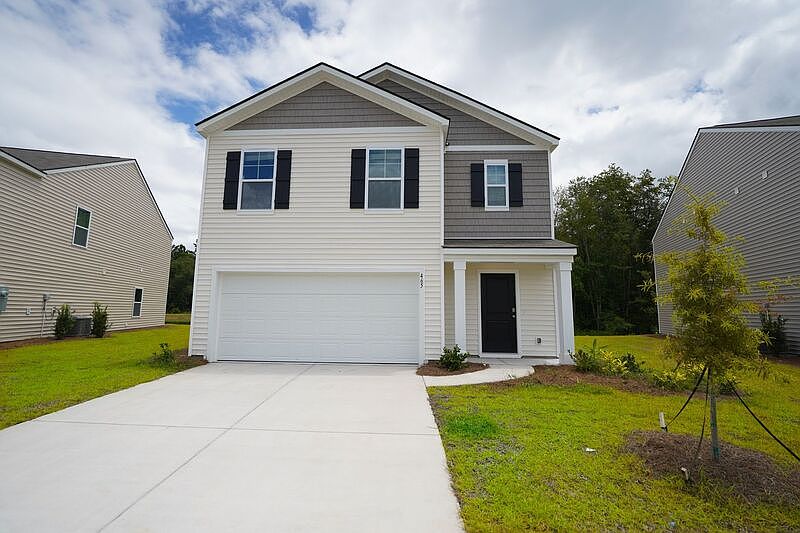 2nd image of 465 Coconut Dr