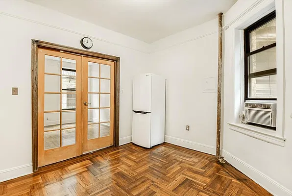 Rented by R New York | media 6
