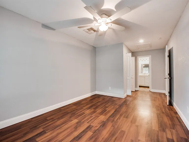 219 Red Wing Dr — Photo 11