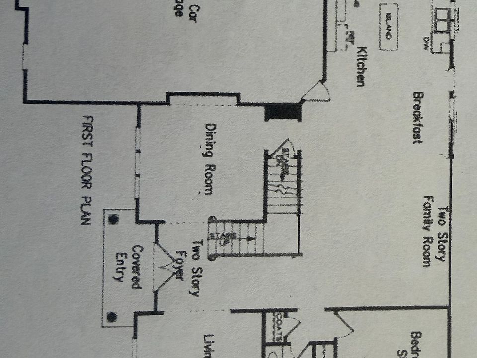 2nd image of 34 Trumbull Lane