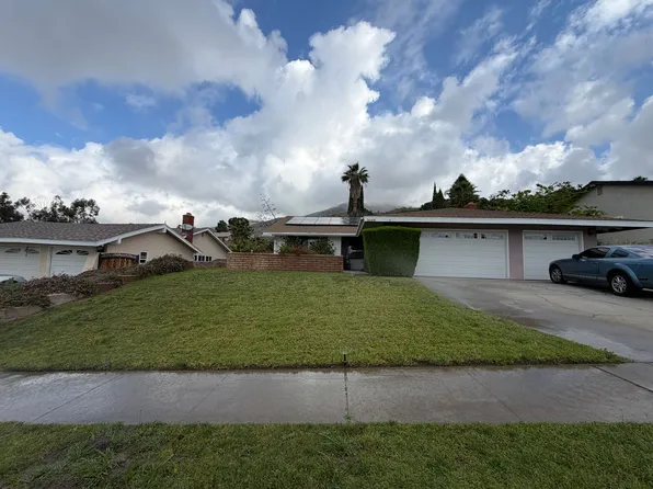 3668 28th St, Highland, CA 92346