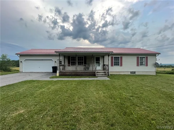 6516 Wagner Rd, Springville, NY 14141