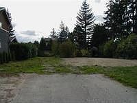 1st image of 619 10th Ave