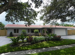 7260 NW 7th Ct, Plantation, FL 33317