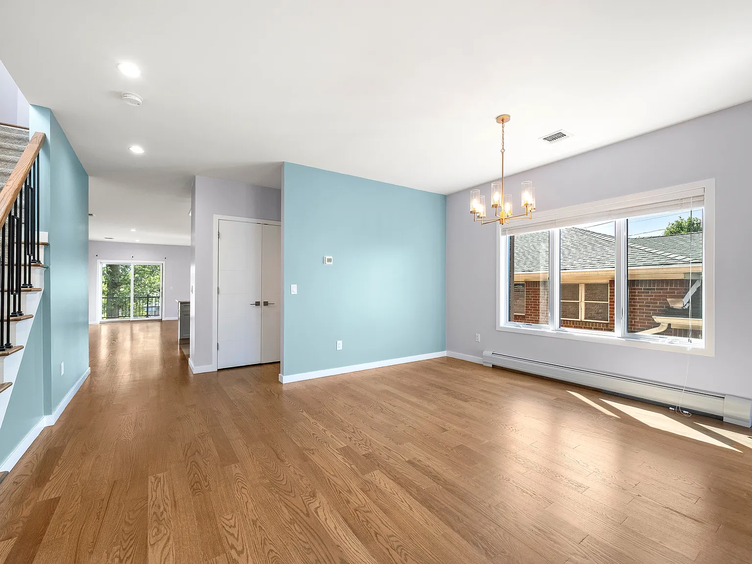 4 bed, 3.5 bath, 2713 sqft, $6,000 — Photo 3