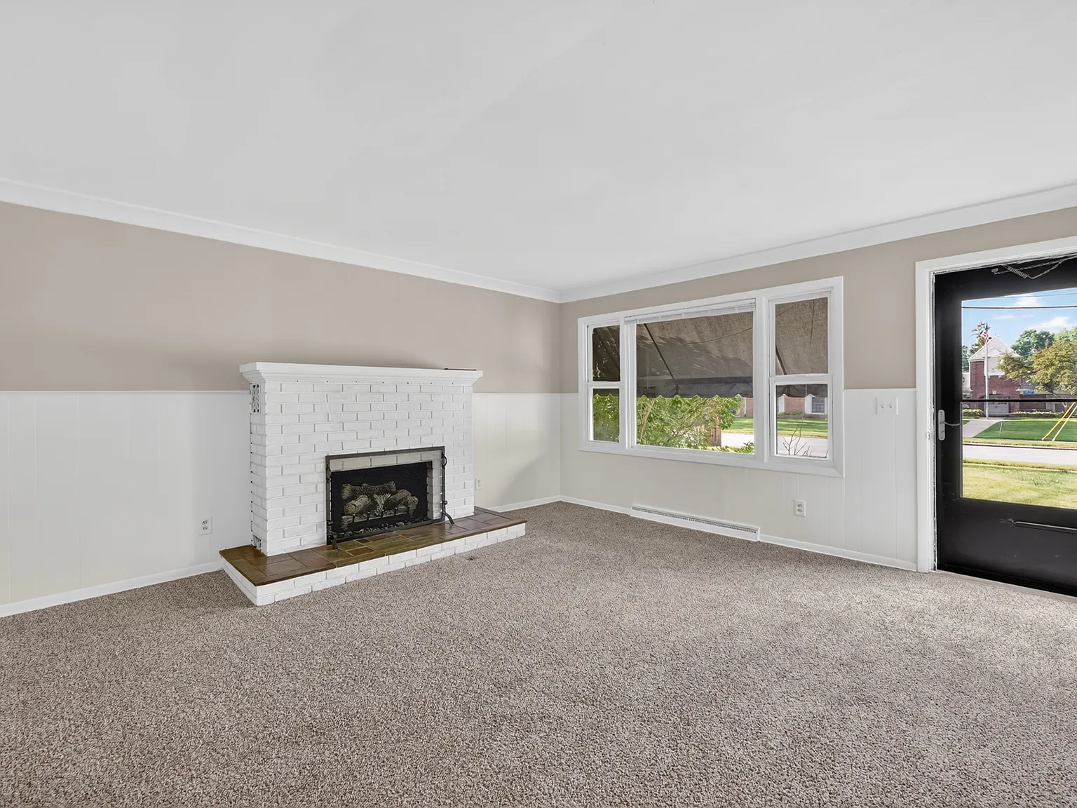 23 West Burdick Street - A1 — Photo 2