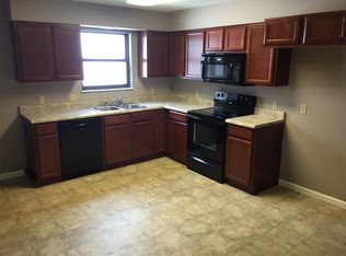 417 Omar Ct, Saint Peters, MO 63376