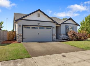 2211 SE 12th Ave, Canby, OR 97013