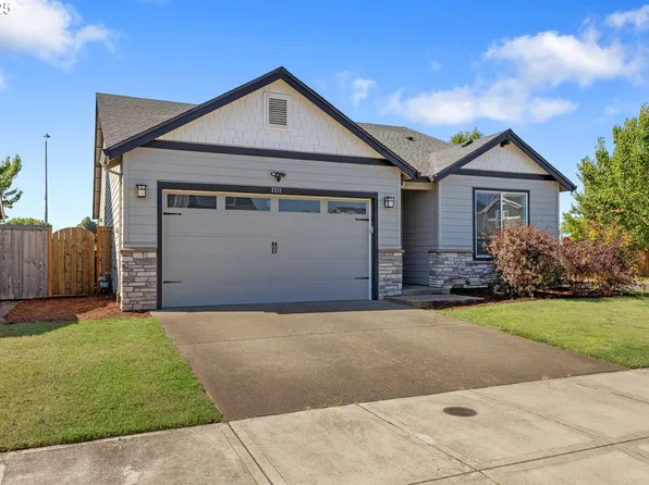 2211 SE 12th Ave, Canby, OR 97013