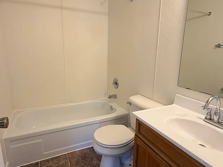 752 Anderson St — Photo 14