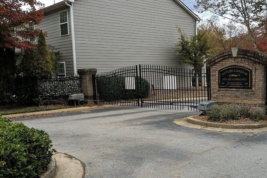 2nd image of 4100 Suttles Dr SW