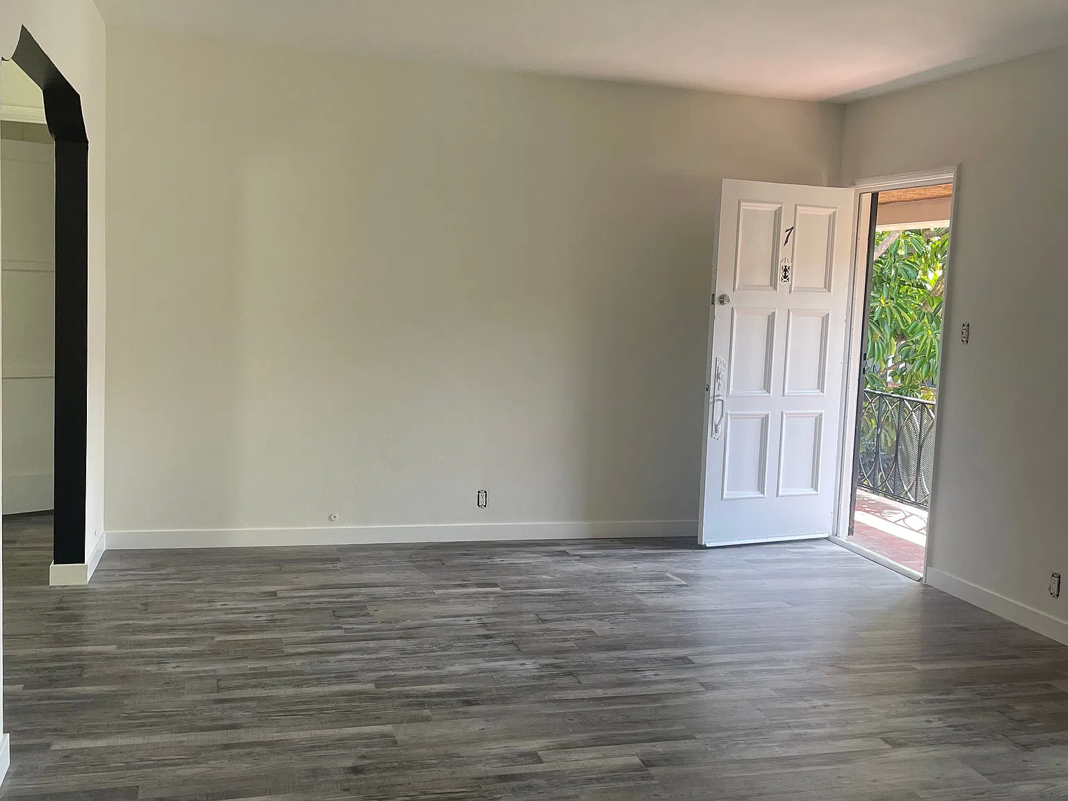 1 bed, 675 sqft, $1,695 — Photo 2