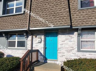 1716 E Cedar St #7771751, Olathe, KS 66062