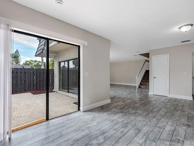 1755 N Congress Ave — Photo 11