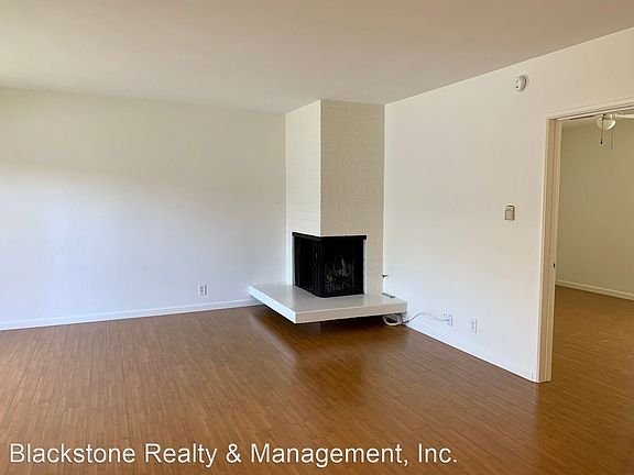 4th image of 11915 Goshen Ave APT 6