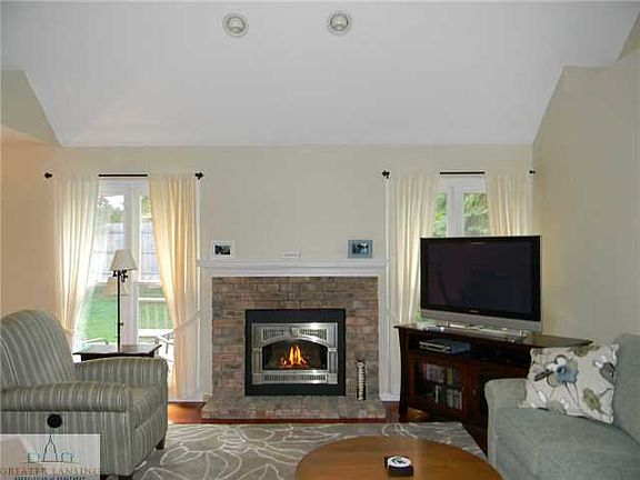 2nd image of 1536 Winchell Ct