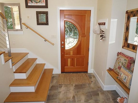 2nd image of 1355 NE Warner Park
