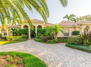 9473 Waterford Oaks Dr, Winter Haven, FL 33884