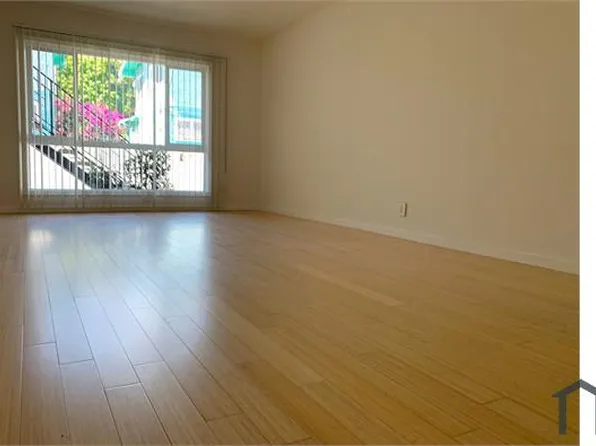1851 Winona Blvd APT 208, Los Angeles, CA 90027