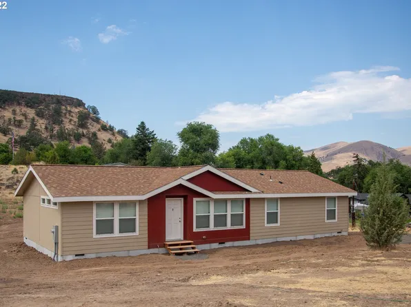 57580 Church Ave, Tygh Valley, OR 97063