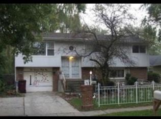 21641 Peterson Ave, Sauk Village, IL