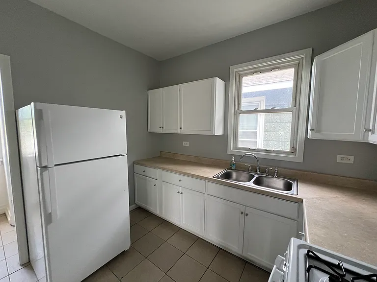 1122 W 144th St — Photo 21