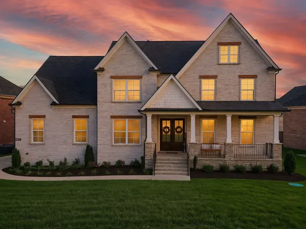 5120 High Park Hill Dr, Arrington, TN 37014