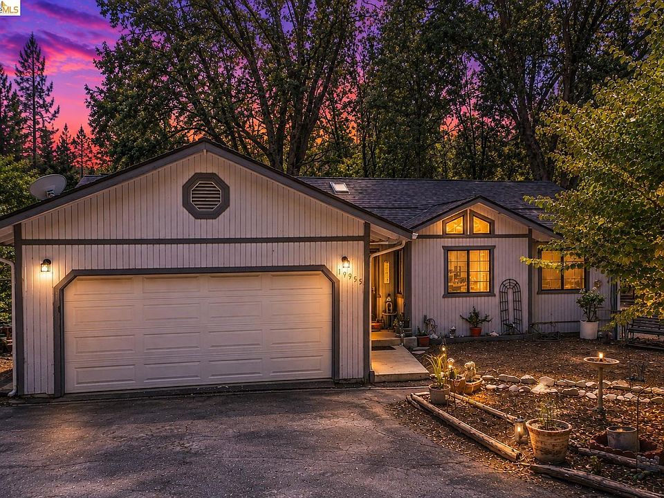 1st image of 19955 Deerbrush Ct