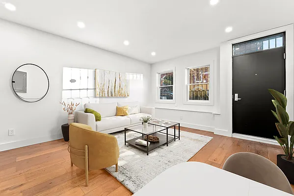 Rented by Freestone Property Group | media 16