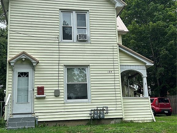 2nd image of 124 Wescott St