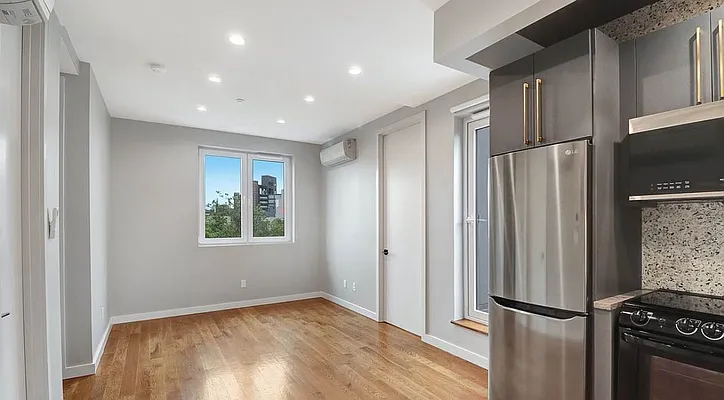 Rented by Brooklyn Group | media 20