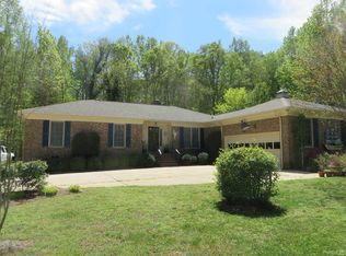 9200 Robinson Church Rd, Charlotte, NC 28215