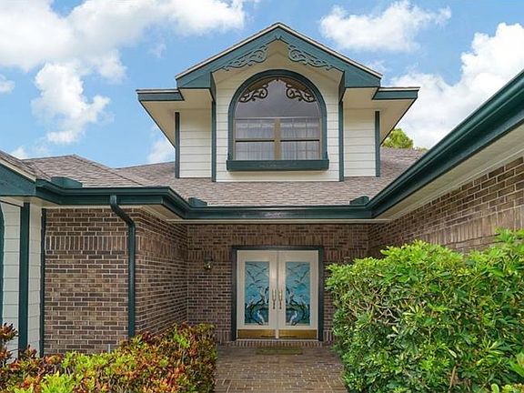 3rd image of 6808 Arbor Oaks Cir