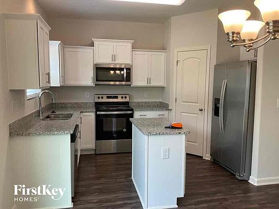 4th image of 4717 Tuliptree Dr
