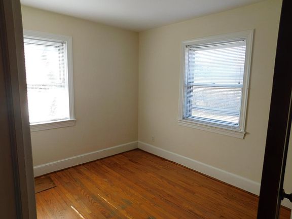 2nd image of 222 Hillcrest Dr #A