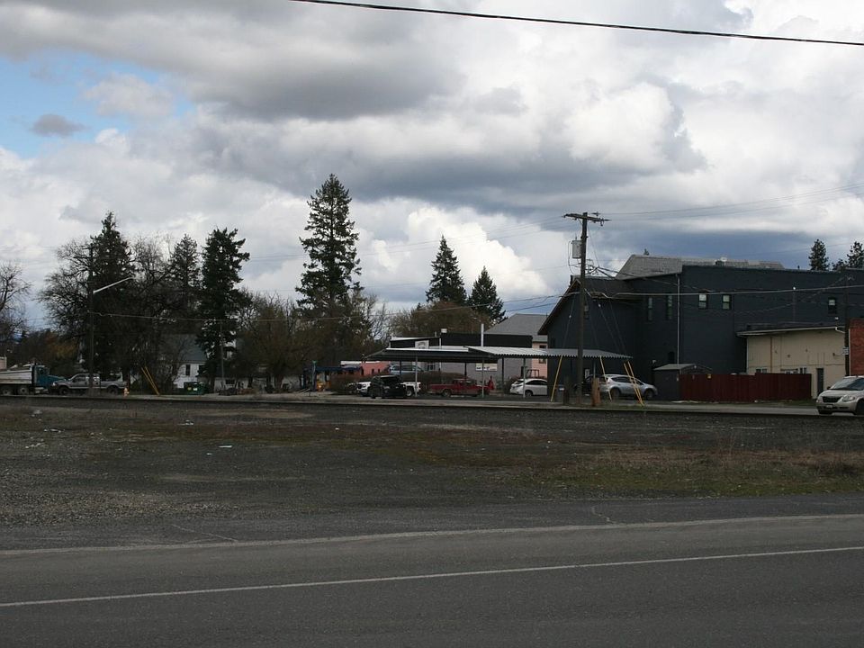 1st image of 8 & 10 W Crawford Ave