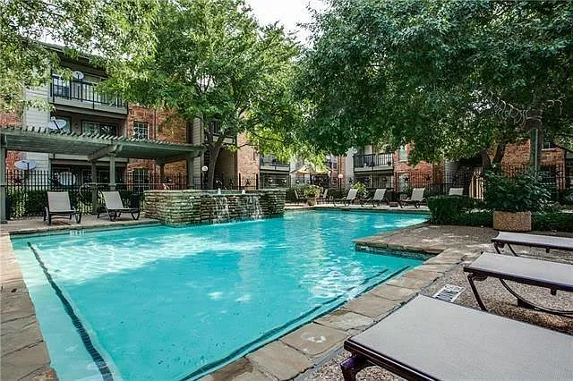 18333 Roehampton Dr #313 — Photo 3