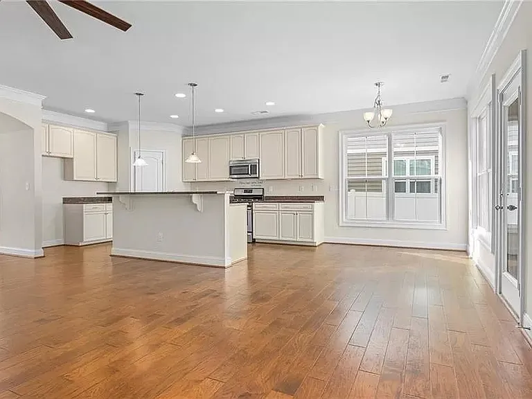 2716 River Watch Dr — Photo 5