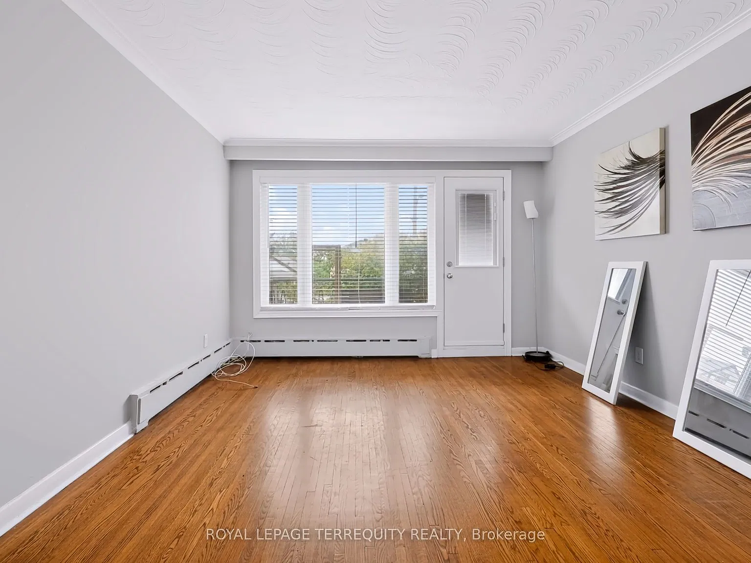 2 bed, $2,400 — Photo 2