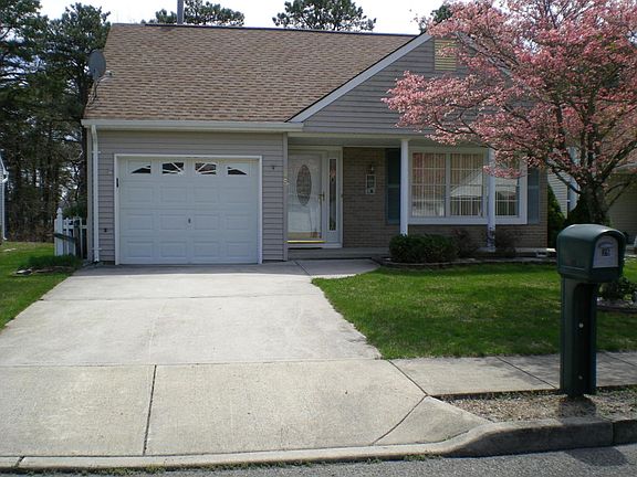 2nd image of 25 Prado Ct