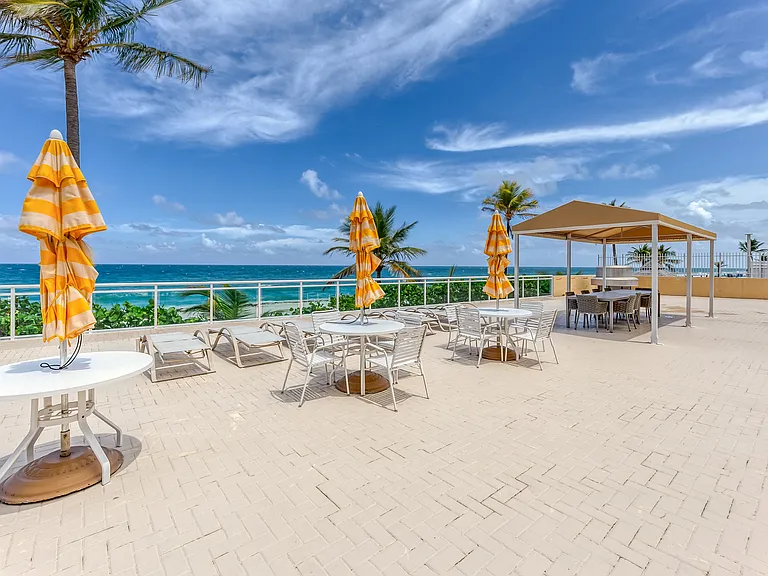 3900 Galt Ocean Dr #712 — Photo 31