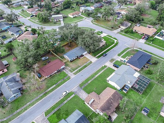5th image of 2688 Clearbrook Cir