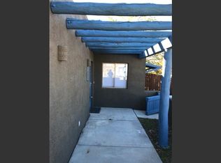 3921 Los Milagros, Santa Fe, NM 87507