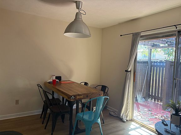 4th image of 301 Westwood Dr #301