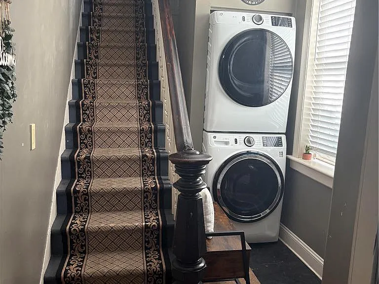 21 E North St #2 — Photo 4