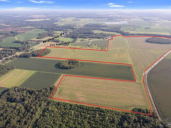 3rd image of 5700 Pine Forest Rd