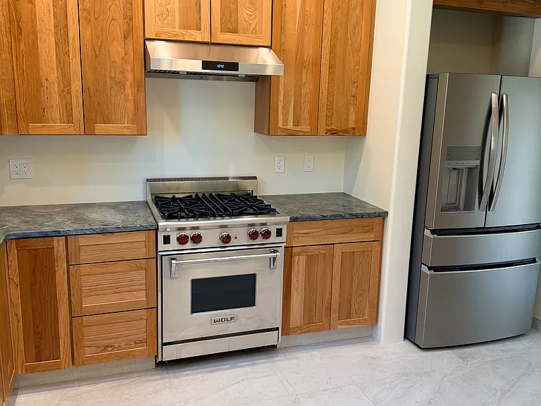 105 Sam St #105 — Photo 5