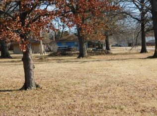 213 S 8th St, Arma, KS 66712